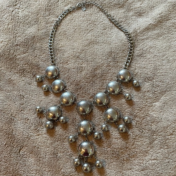 Jewelry - Boutique Bubble statement necklace